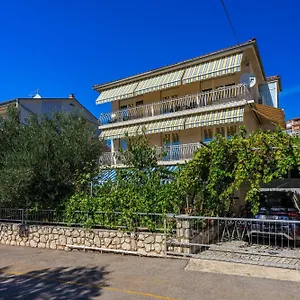 hotellátogatás